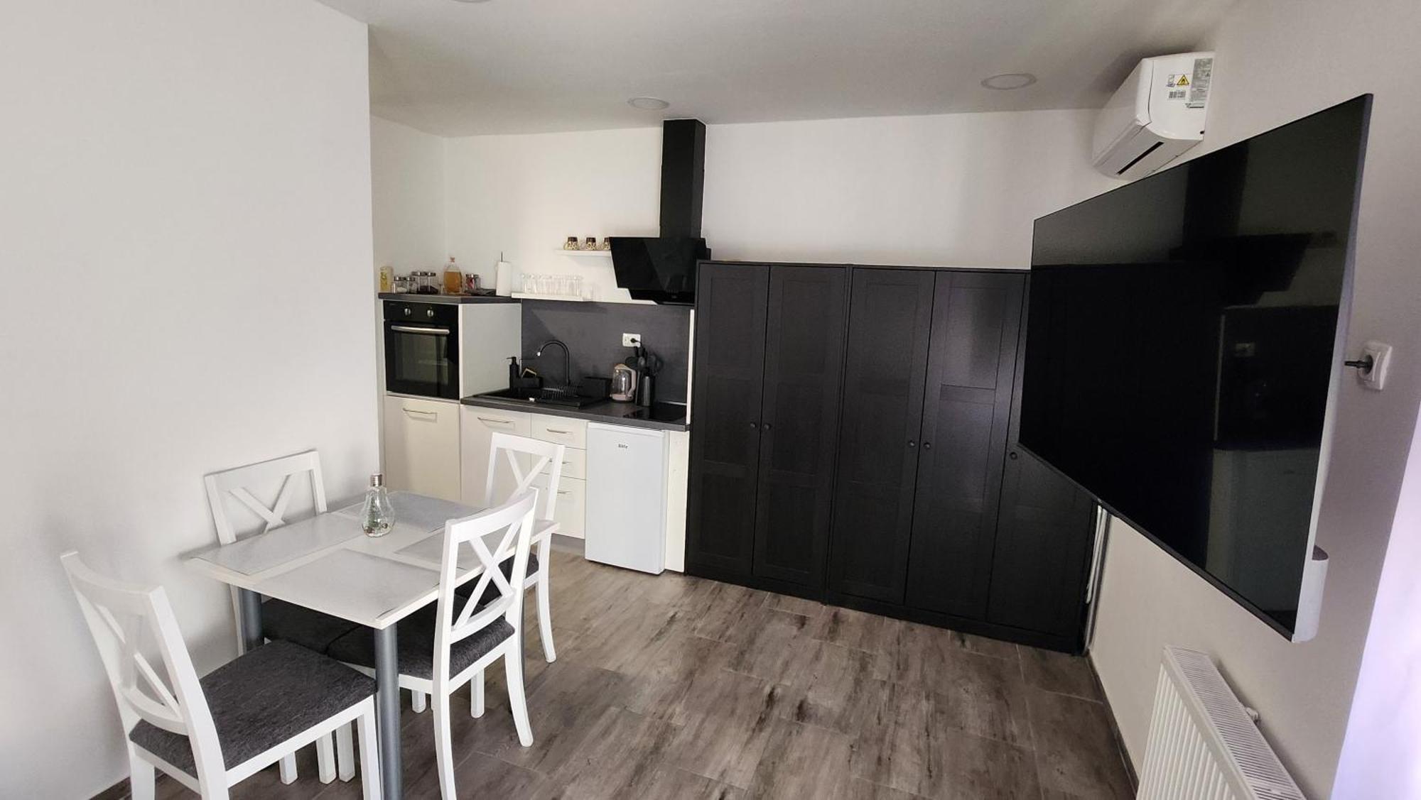 Oniks Apartment Lipik Luaran gambar