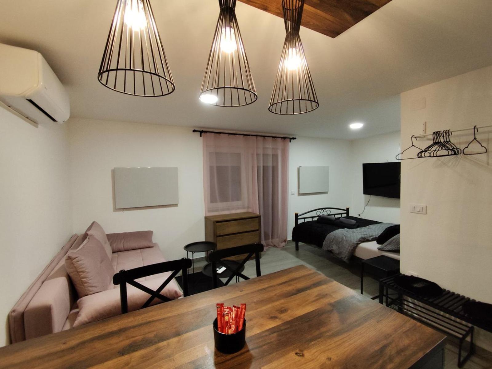 Oniks Apartment Lipik Luaran gambar